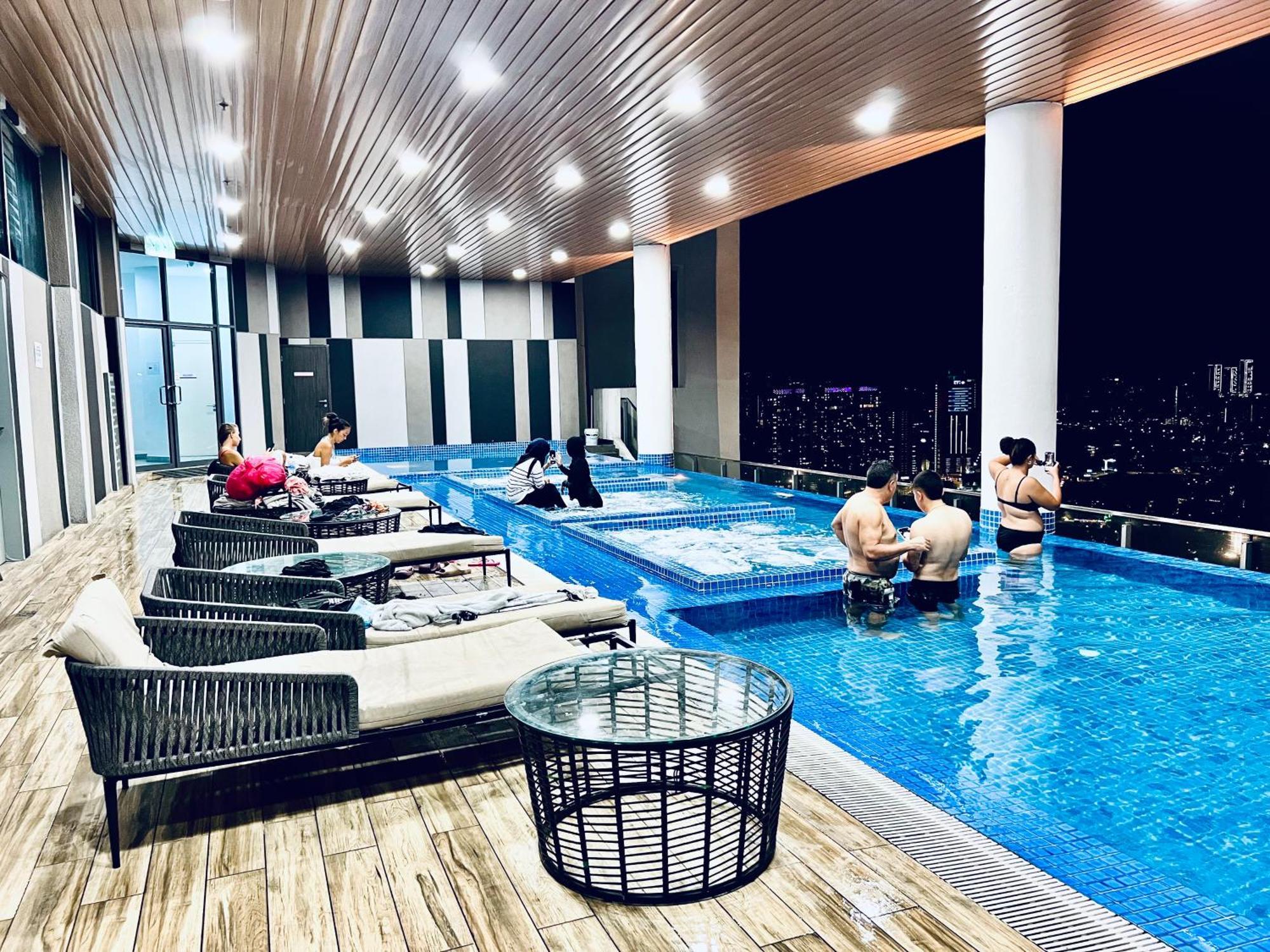 The Infinitum Kualalumpur Skypool Hotel Куала Лумпур Екстериор снимка