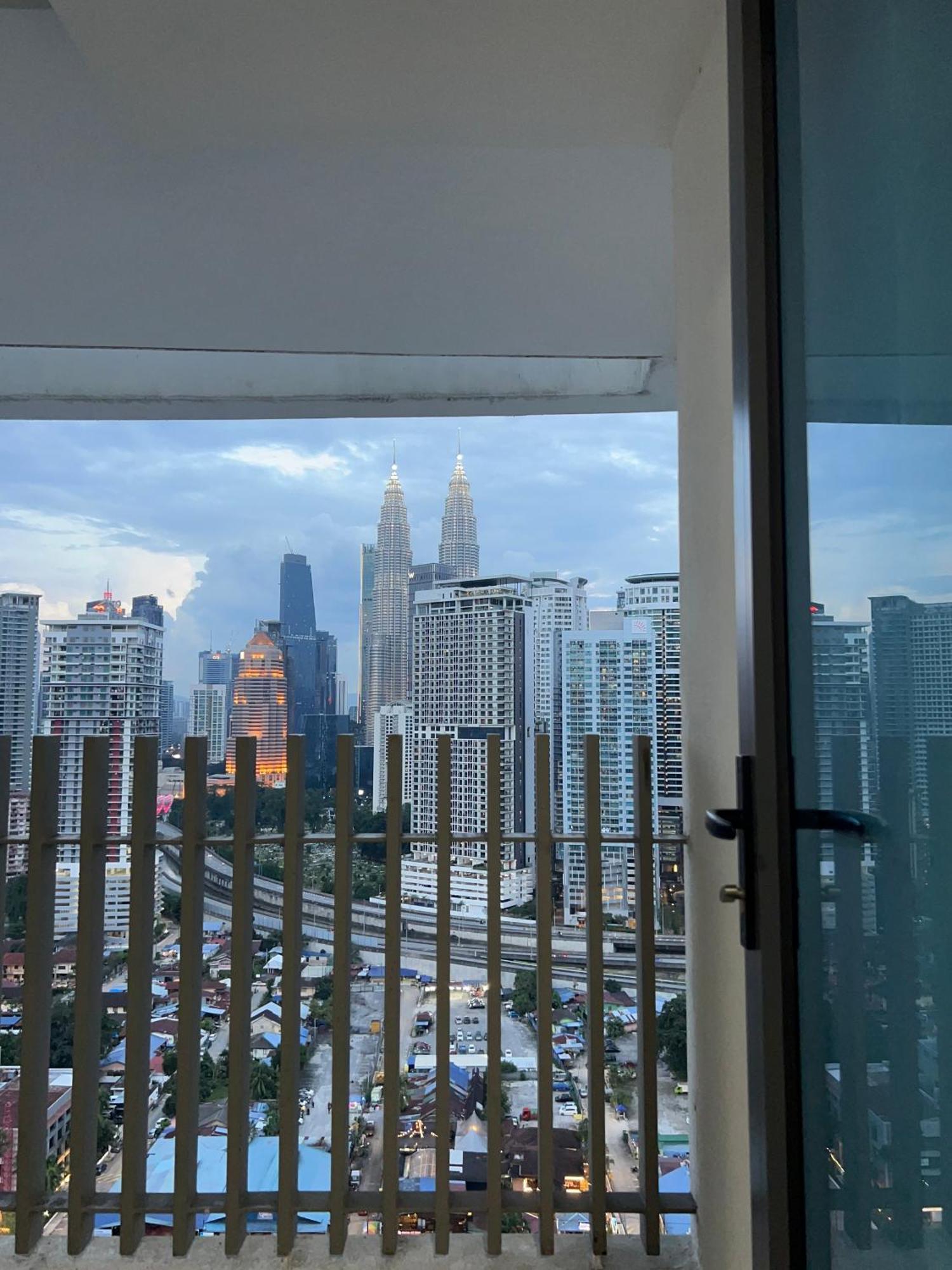 The Infinitum Kualalumpur Skypool Hotel Куала Лумпур Екстериор снимка